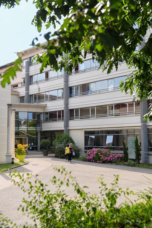 Hôtel Valpré Écully Esterno foto
